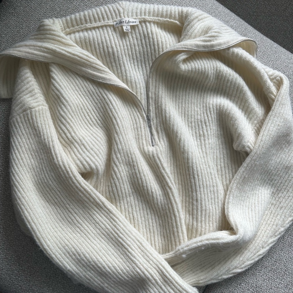 For love and lemons sweater size small